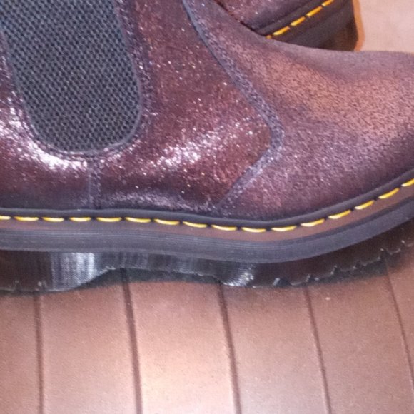 NWT Dr. Martens warm wear boots - Picture 5 of 9